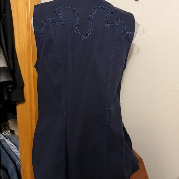 Double D Ranch Navy Embroidered Utility Vest - Picture 2 of 5